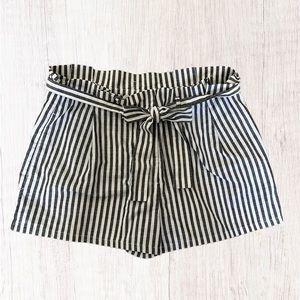 Love Tree Striped Shorts‎ Size Large